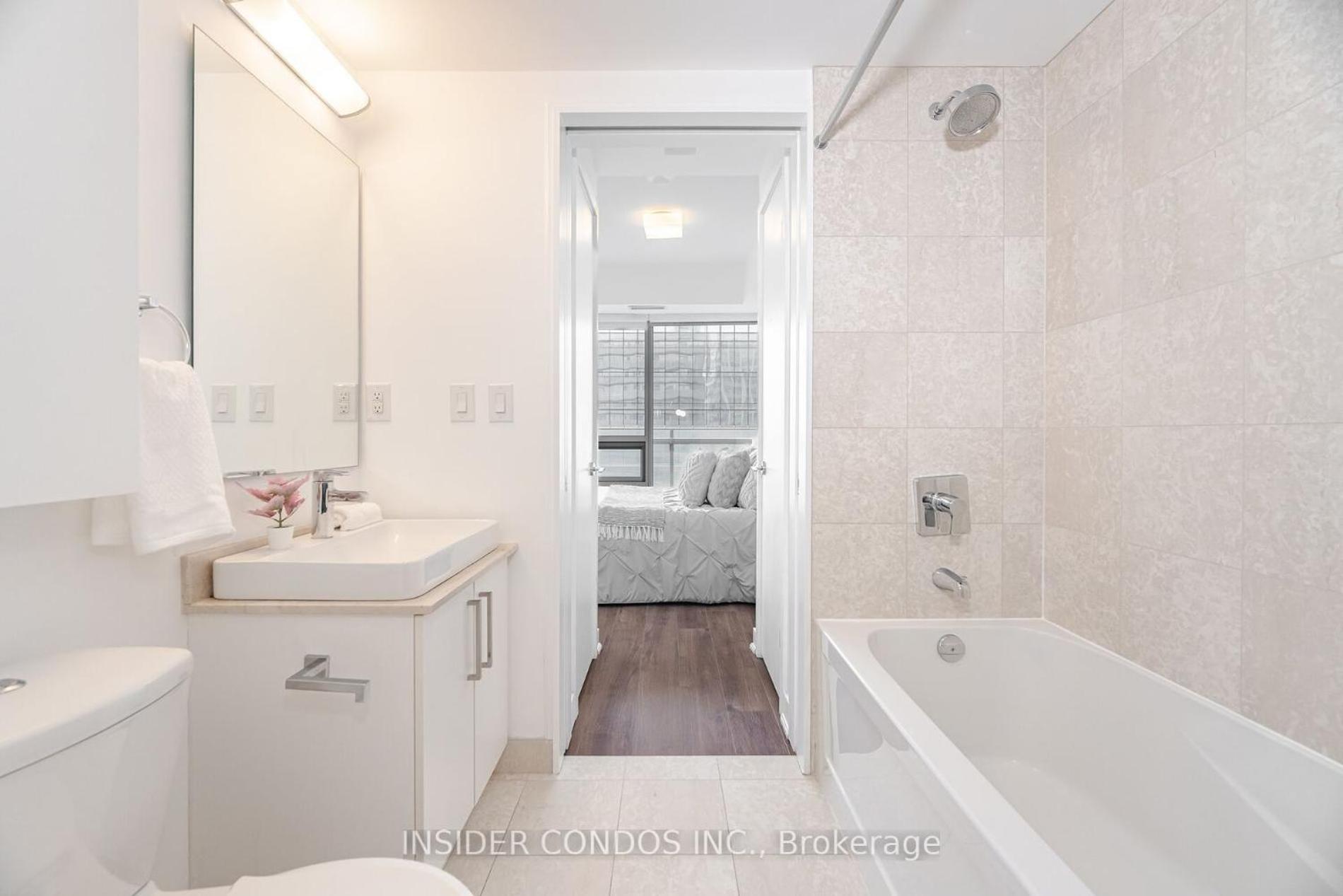 Downtown Deluxe Apartment